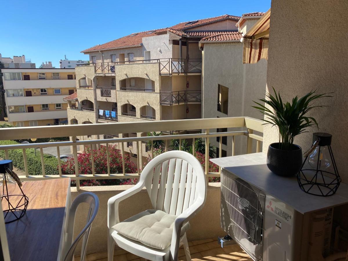 Apartment Superior Santa Cruz Sainte-Maxime Eksteriør billede